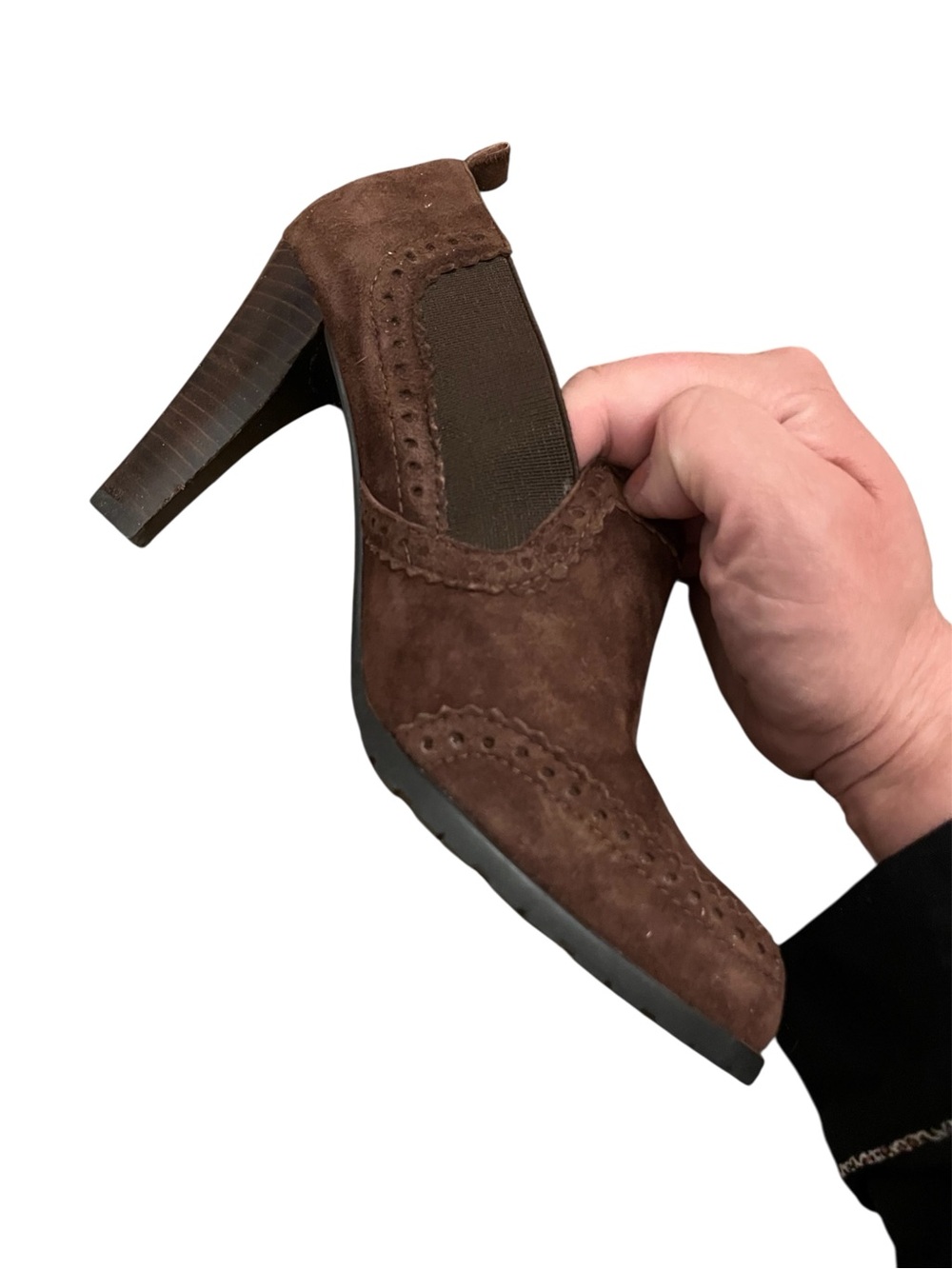 Lauren Ralph Lauren Mckay suede ankle boots with kitten heel. - Picture 4 of 4